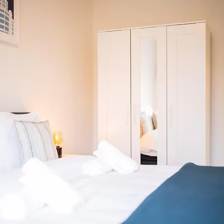 Delightful 2 Bedroom - Sd23l