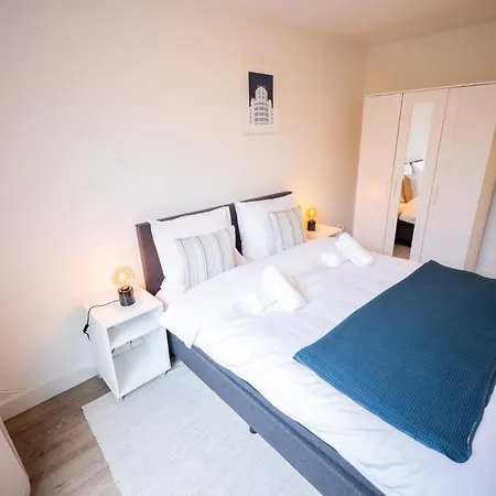 Delightful 2 Bedroom - Sd23l Eindhoven