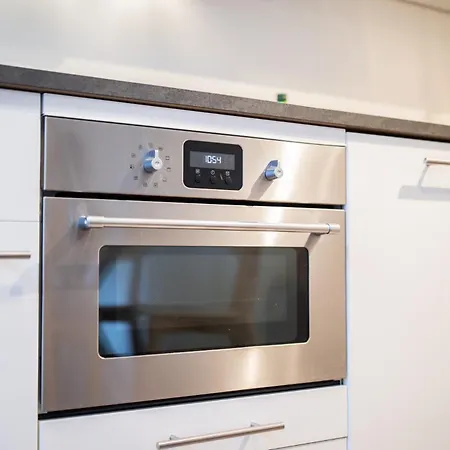 Delightful 2 Bedroom - Sd23l * Eindhoven